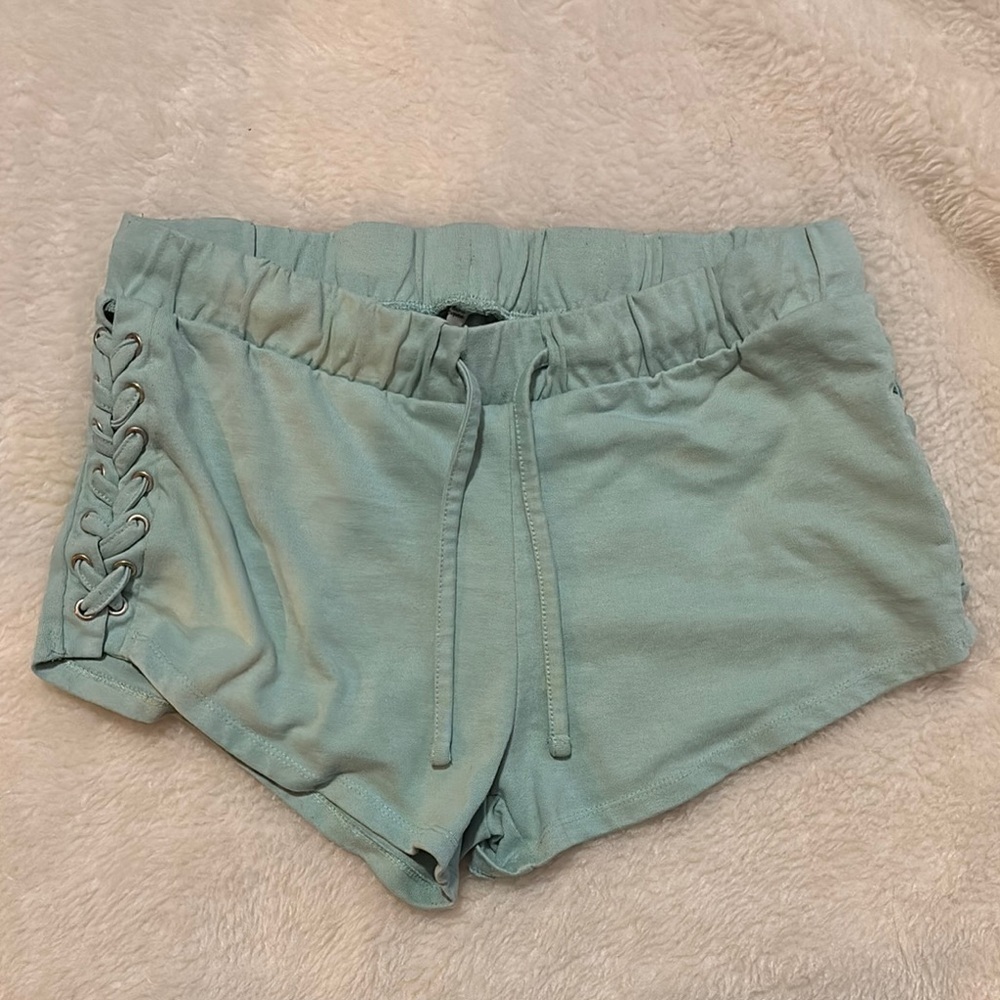 Fa sister Women's Lace-Up Shorts in Light Green